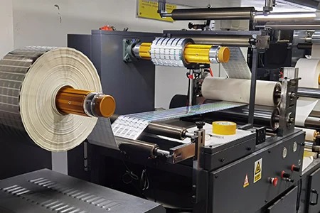 Label rewinding machine
